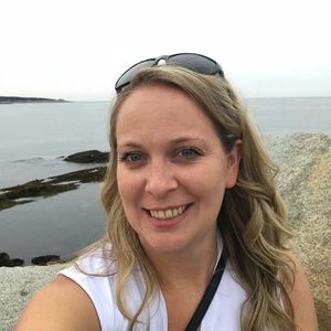 Meet your Posher, Andrea